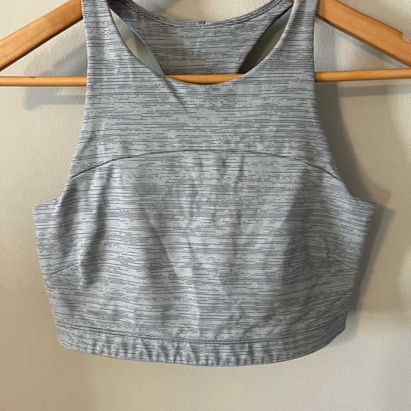 Outdoor Voices Techsweat Move Free Crop Top Sports Bra Gray Large - Picture 3 of 7